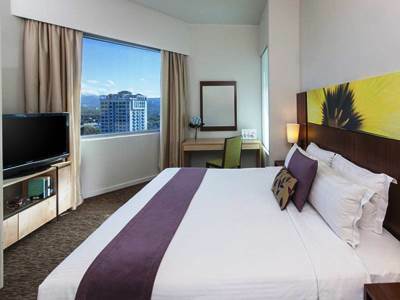Somerset Hotel